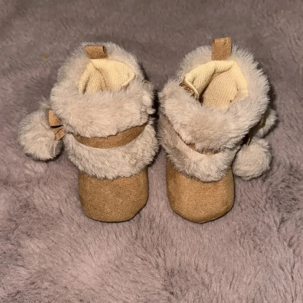 Stepping Stones Faux Fur Boots 0-3 months